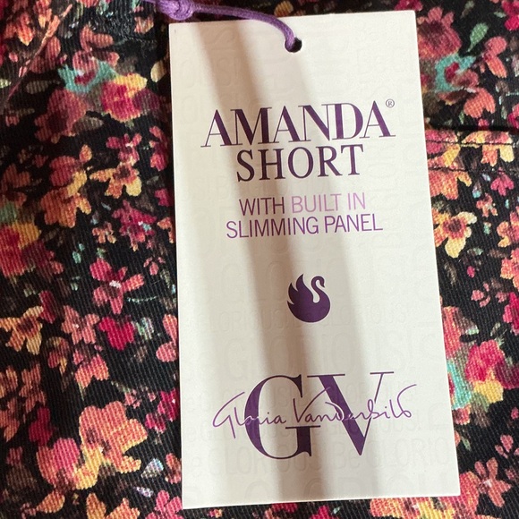 Gloria Vanderbilt Amanda NWT Womens Floral Fairy Garden Shorts Sz 14 - Picture 5 of 7